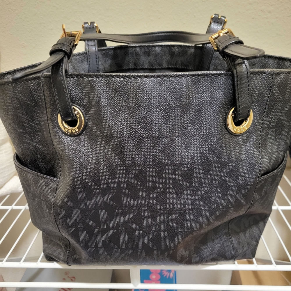 Authentic Michael Kors Purse
